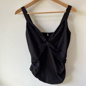 Young Fabulous & Broke Sexy Black Date Night Top Size M